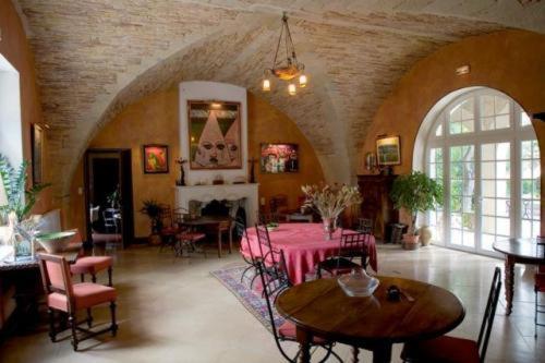 Domaine Du Grand Malherbes Aimargues Exterior photo